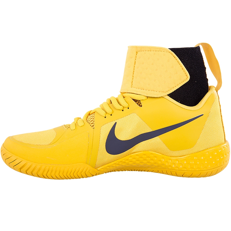 nike flare women's tennis shoe